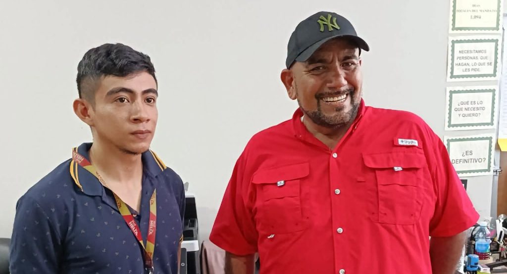 Vigilante despedido por ayudar a embarazada es contratado por alcalde de Usulután Este