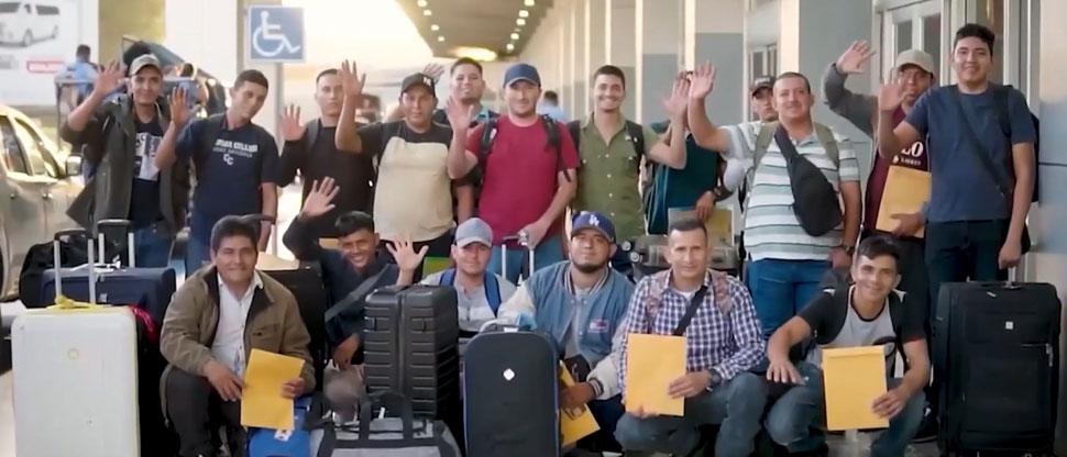 Más de 100 salvadoreños viajarán a Italia en el mayor contingente del Programa de Migración Laboral