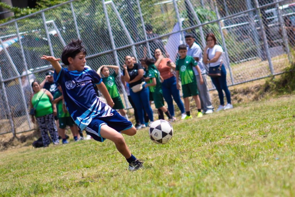 Realizan el Independence Fest en el CUBO Zacamil