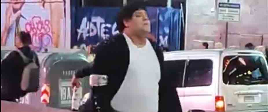 Viralizan la «versión triple» de Michael Jackson