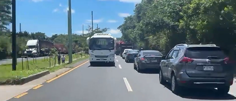 Retiran rastras accidentadas en Apopa