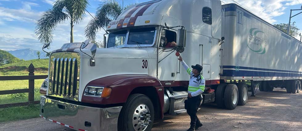 VMT sigue ejerciendo estrictos controles al transporte de carga
