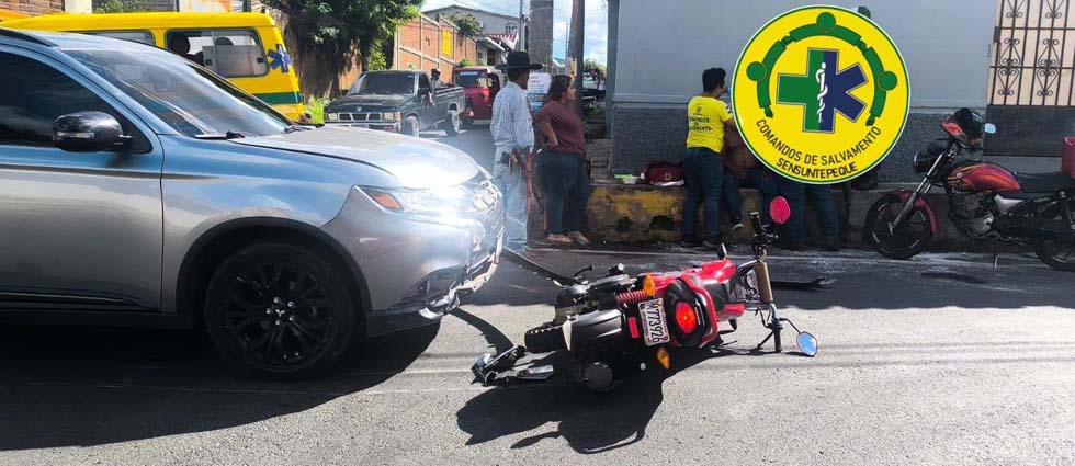 Hombre sufre una lesión a la altura de la cabeza tras choque en Cabañas