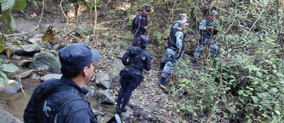 Autoridades patrullan zonas de difícil acceso en El Salvador como parte del Plan Control Territorial
