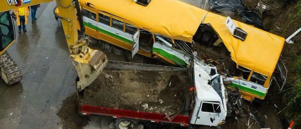 Confirman que se eleva a cinco el número de fallecidos tras múltiple accidente en carretera Los Chorros