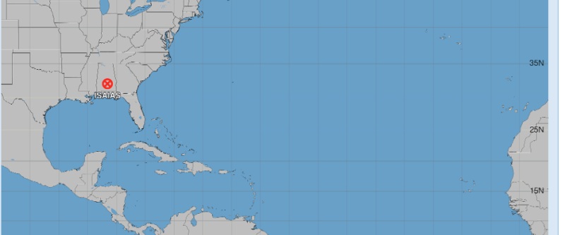 El huracán Isaías toca tierra en Florida y se degrada a ciclón postropical