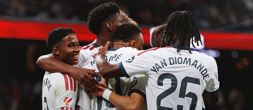 El Madrid aplasta 4-1 al Sevilla y gana confianza antes de visitar al Barcelona