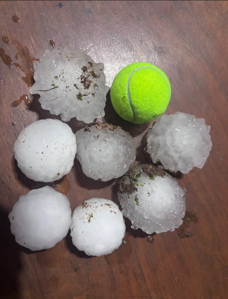 Fuerte granizada golpea ciudades de Paraguay la noche de sábado