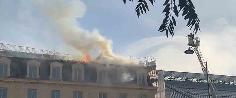 FRANCIA: se incendia un edificio en Paris