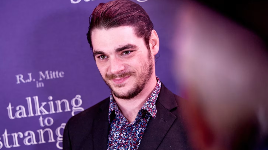RJ Mitte, actor de Breaking Bad, muere a los 34 años
