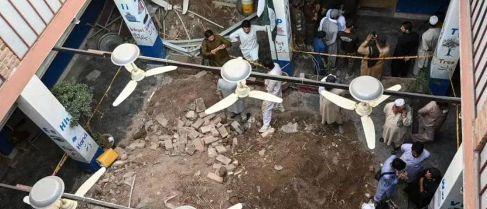 Pakistán: derrumbe de un techo en una escuela deja 34 fallecidos