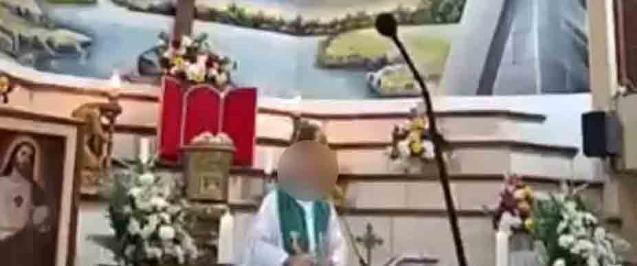 ECUADOR: fallece sacerdote tras caerle una cruz durante una misa