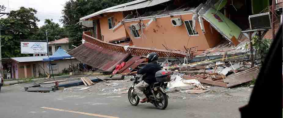 PANAMÁ: terremoto de 7.6 grados deja 35 escuelas destruidas y 437 dañadas