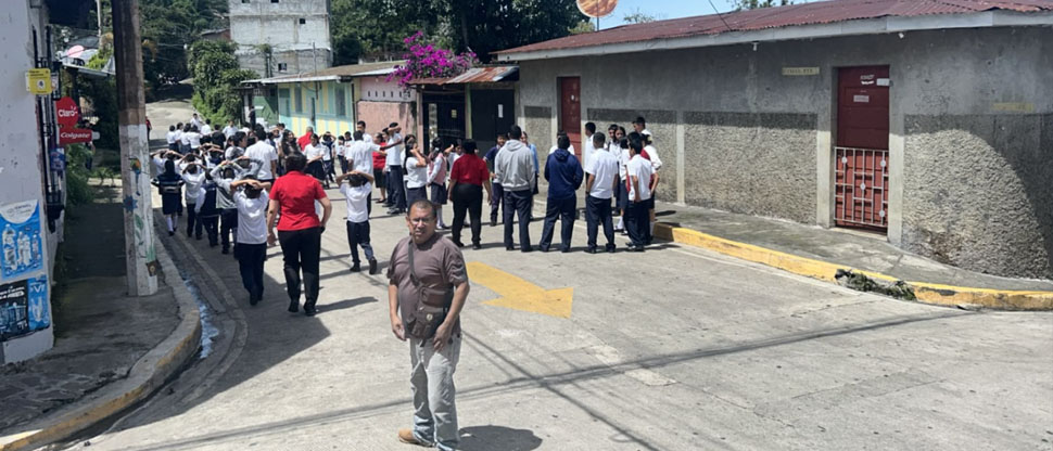 Comandos de Salvamento hace evacuación preventiva tras reportar cuatro sismos en Usulután